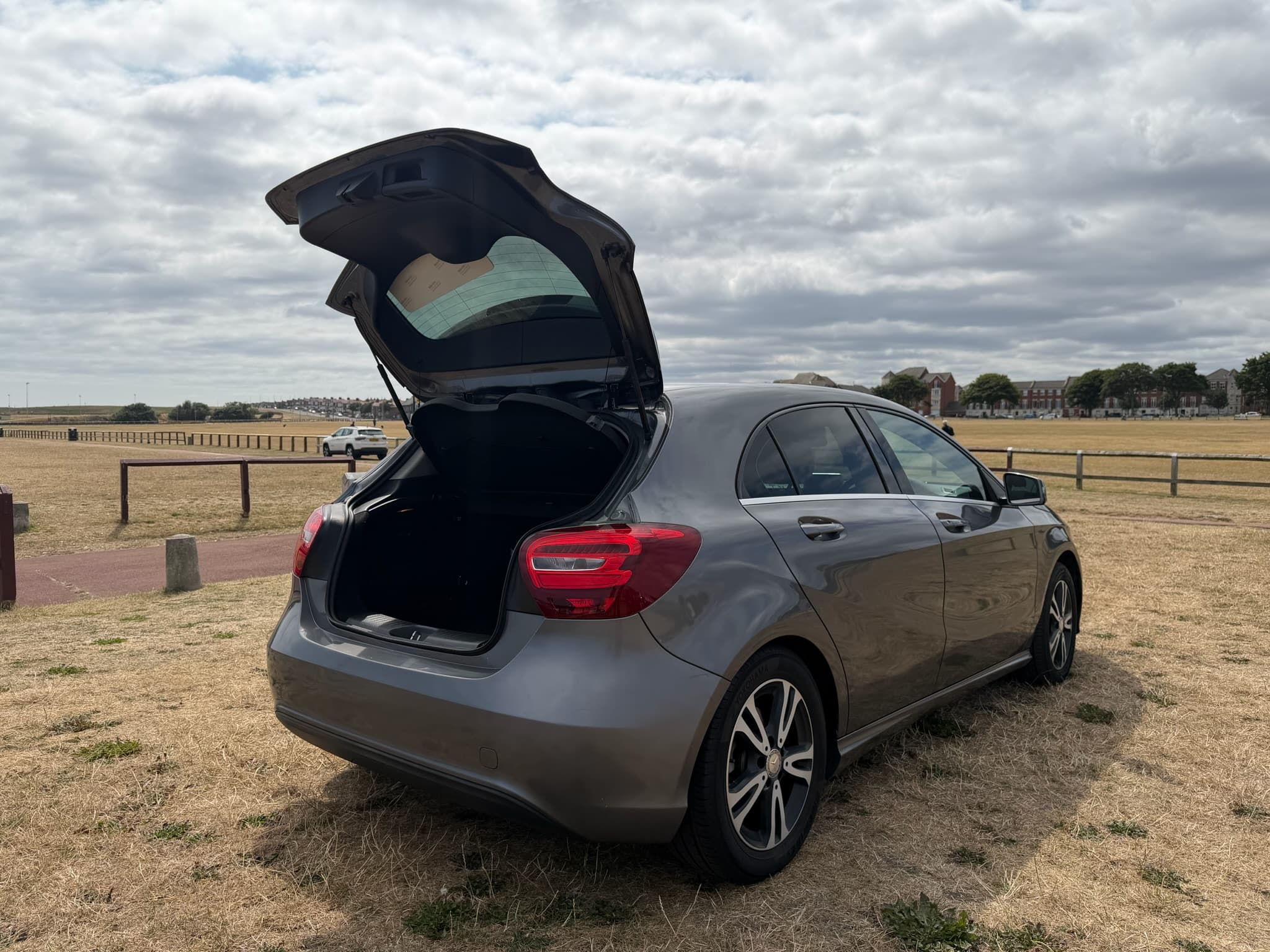 2016 Mercedes-Benz A-Class A 180 D Se thumbnail 7