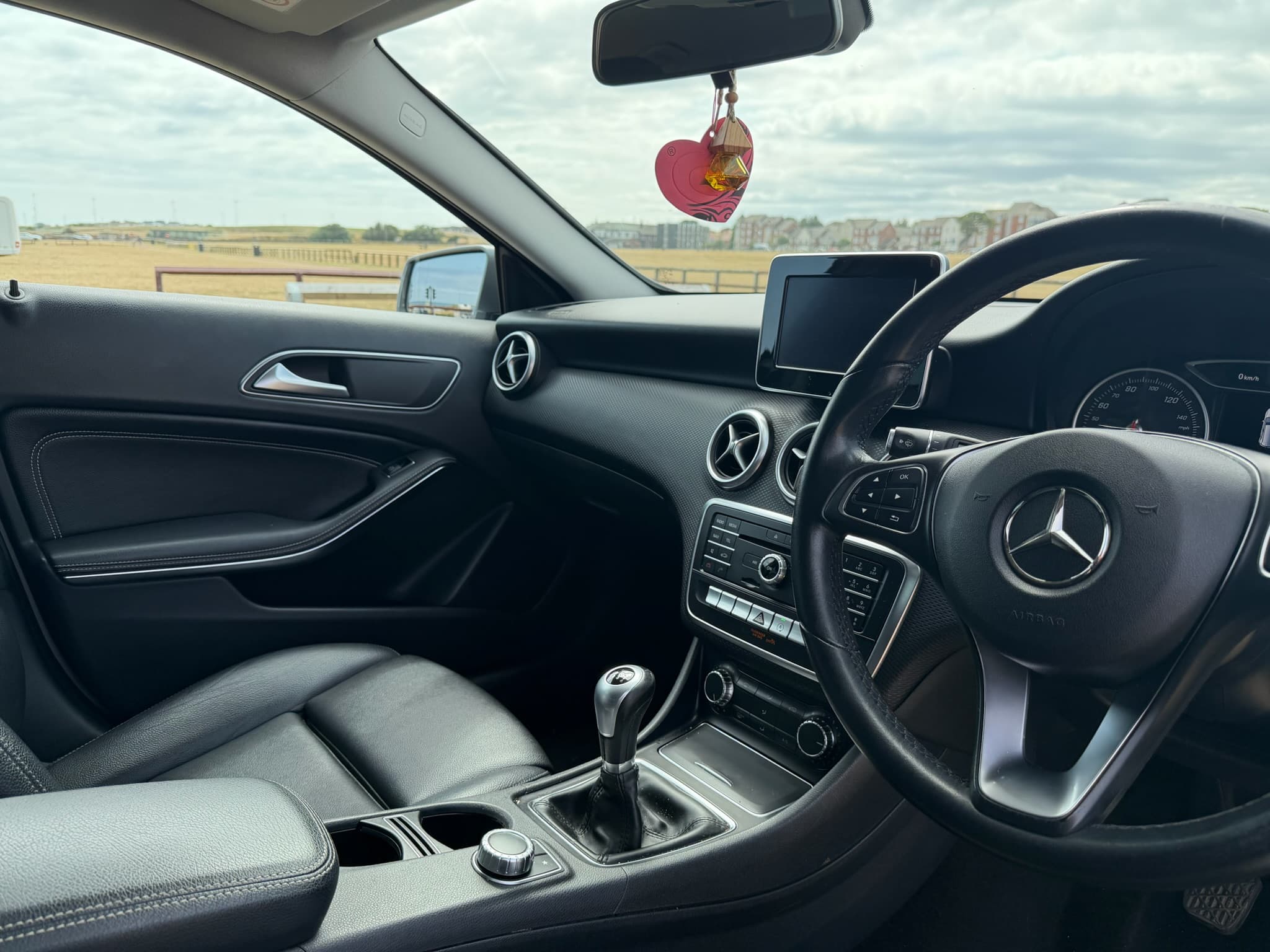 2016 Mercedes-Benz A-Class A 180 D Se thumbnail 45