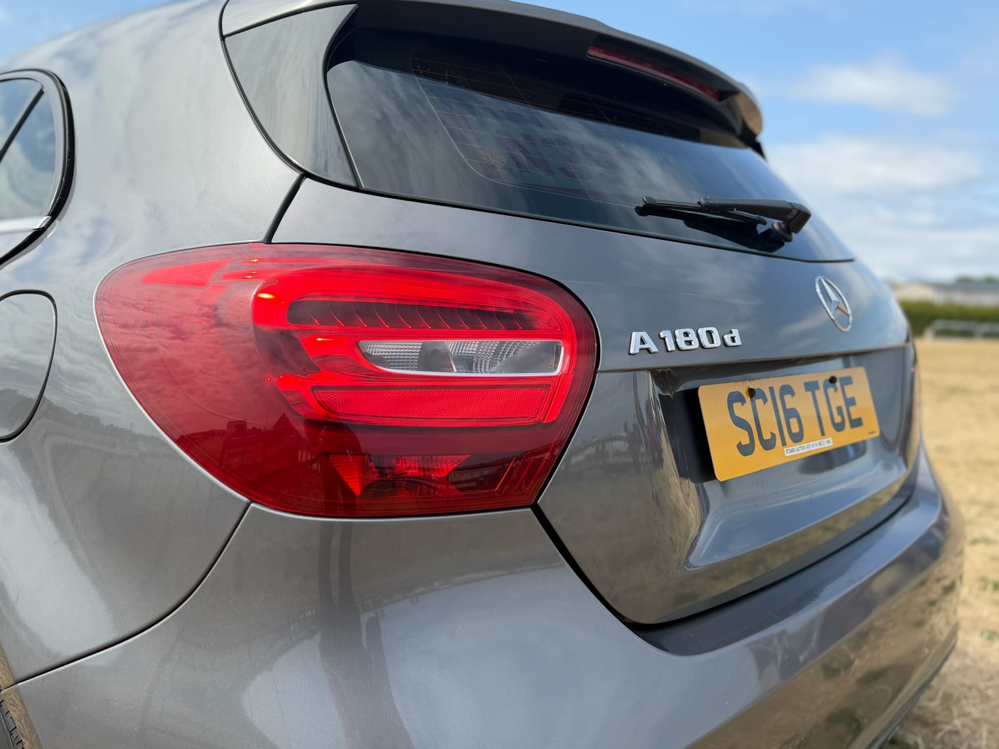 2016 Mercedes-Benz A-Class A 180 D Se thumbnail 25