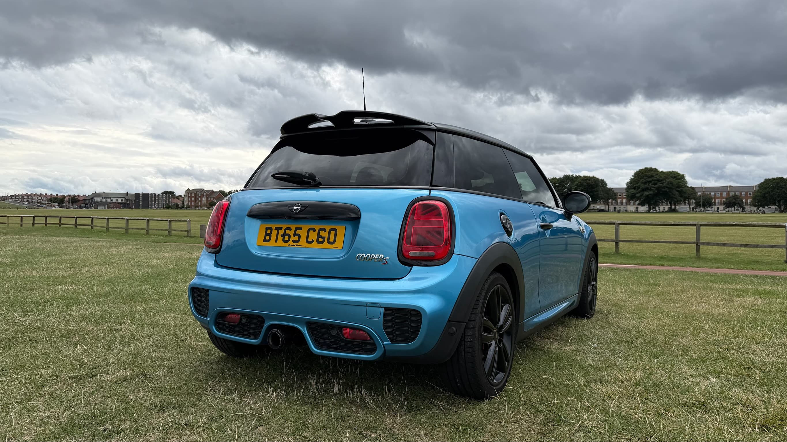2015 MINI Hatch Cooper S thumbnail 7