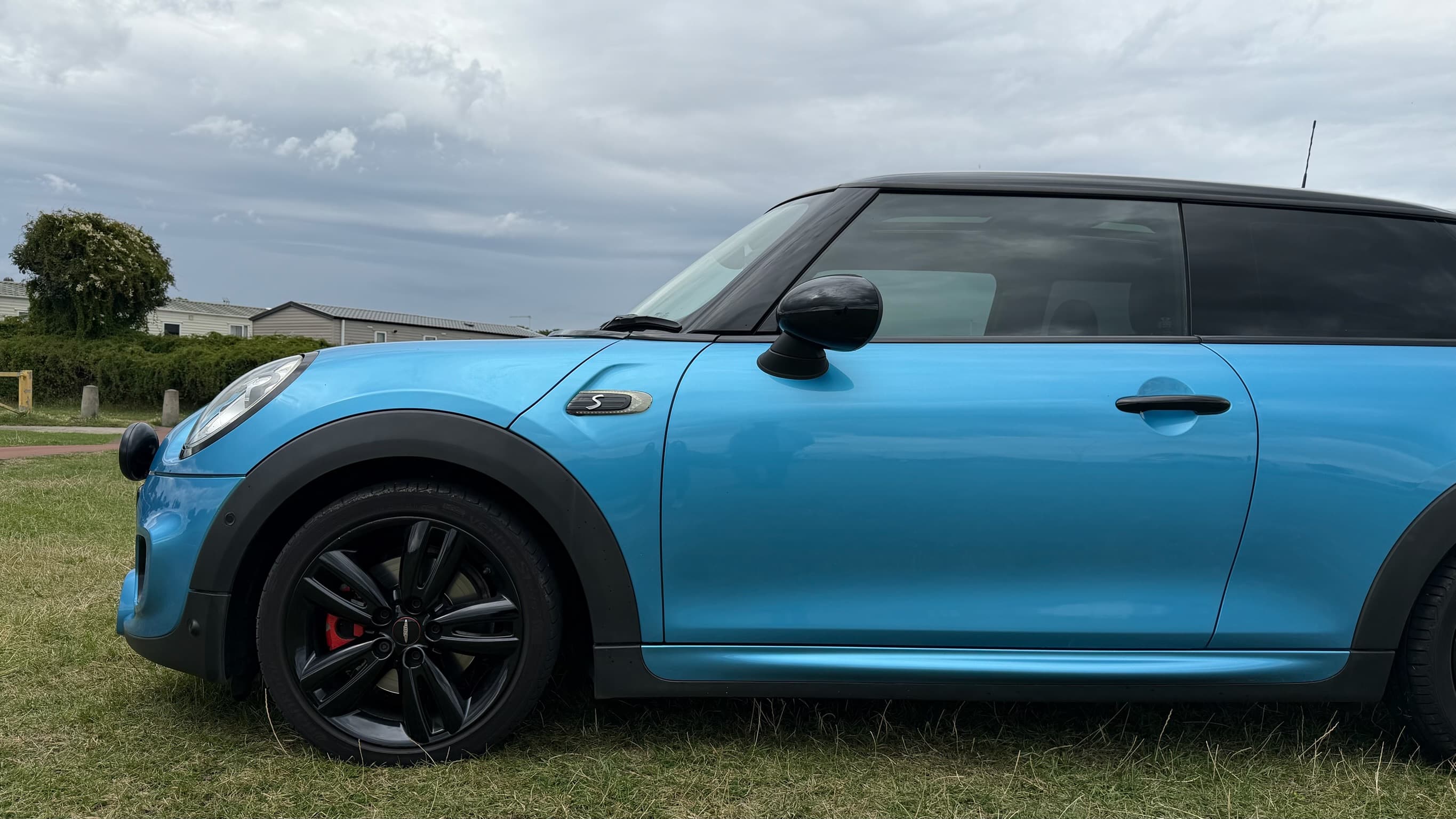 2015 MINI Hatch Cooper S thumbnail 12
