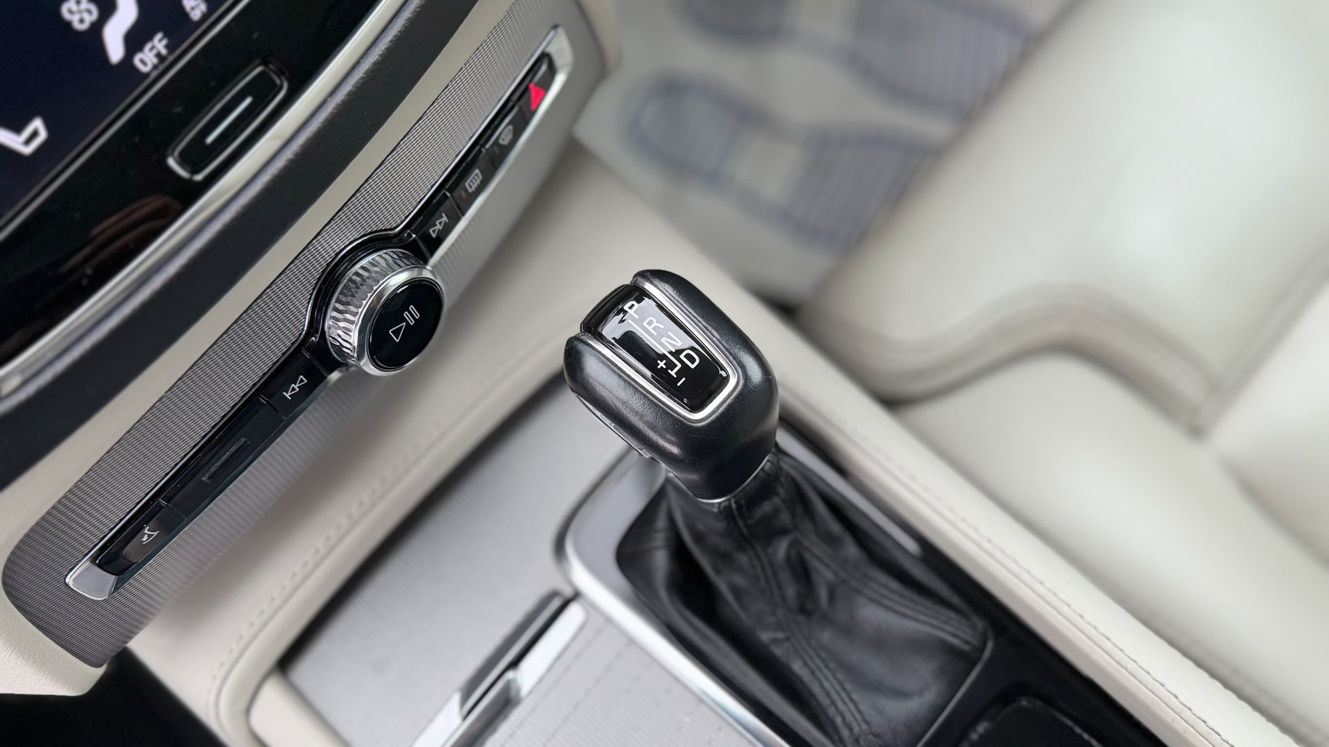 2018 Volvo Xc90 D5 Powerpulse Inscription Awd thumbnail 43