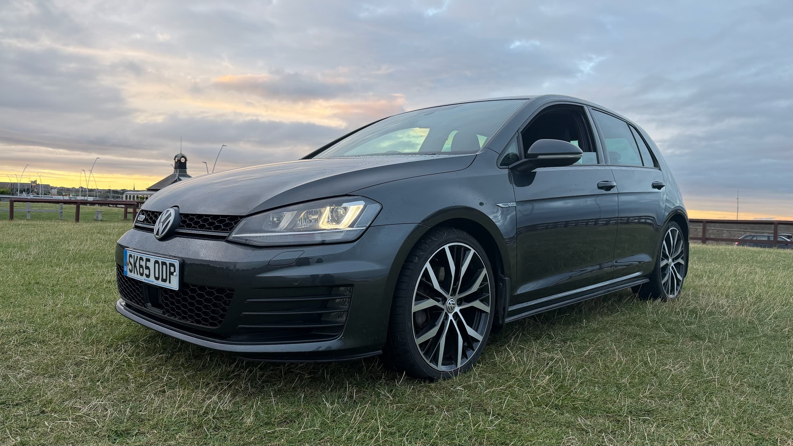2015 Volkswagen Golf 2.0 GTD thumbnail 12
