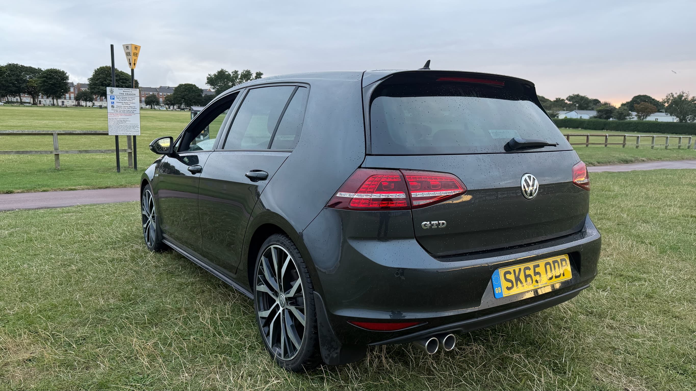 2015 Volkswagen Golf 2.0 GTD thumbnail 16